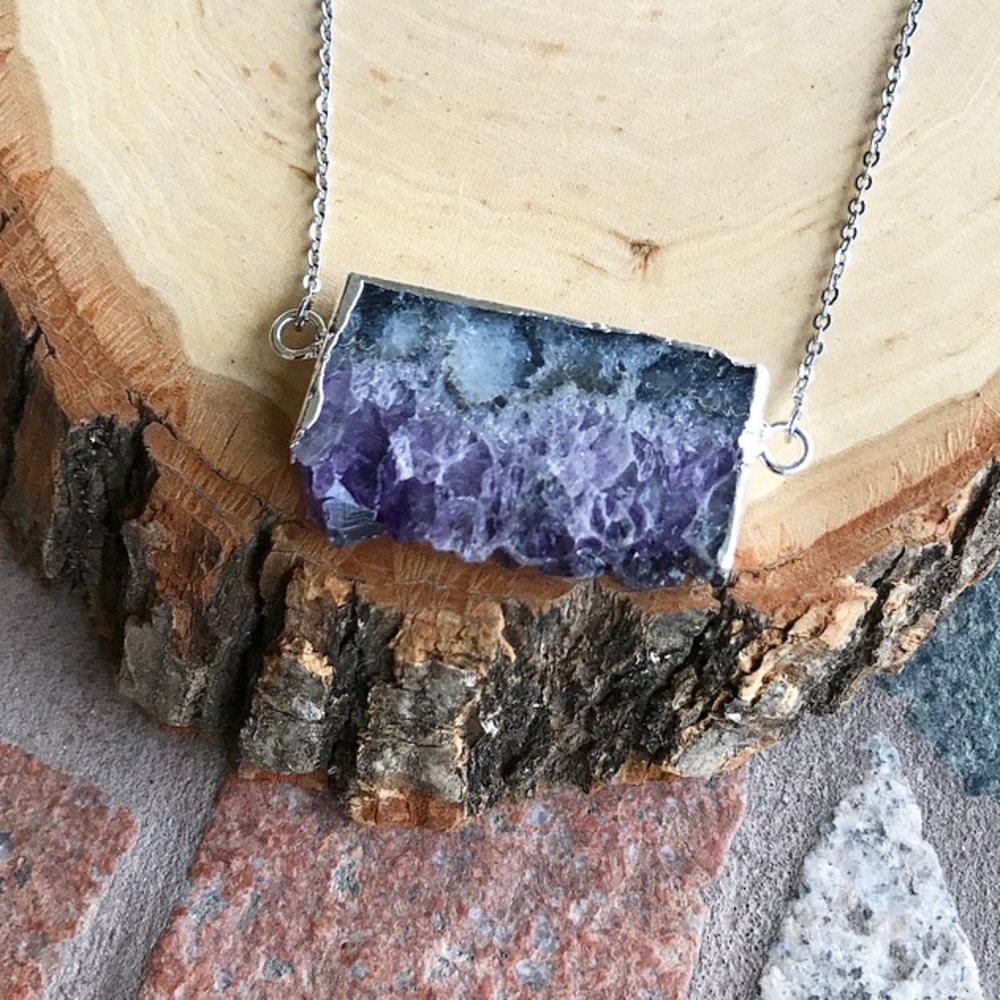 Boho raw amethyst cluster slice silver necklace - Picture 2 of 8